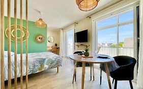 Le Phare Ouest - 80 M De La Mer - Vue Ocean Sur Le Balcon - Entierement Renove - Internet Haut Debit - Nouveau